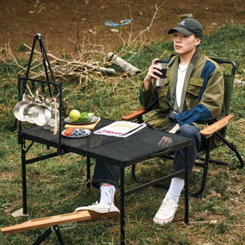 Outdoor Barbecue Simple Camping Folding Table Iron Mesh Top Folding Picnic Table
